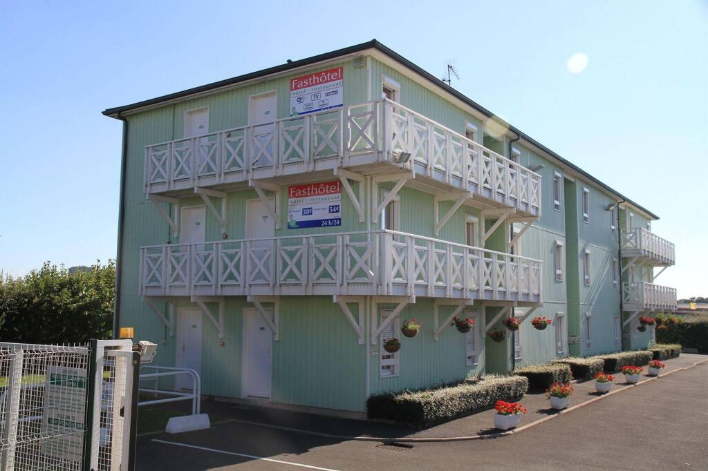 hotel image 9