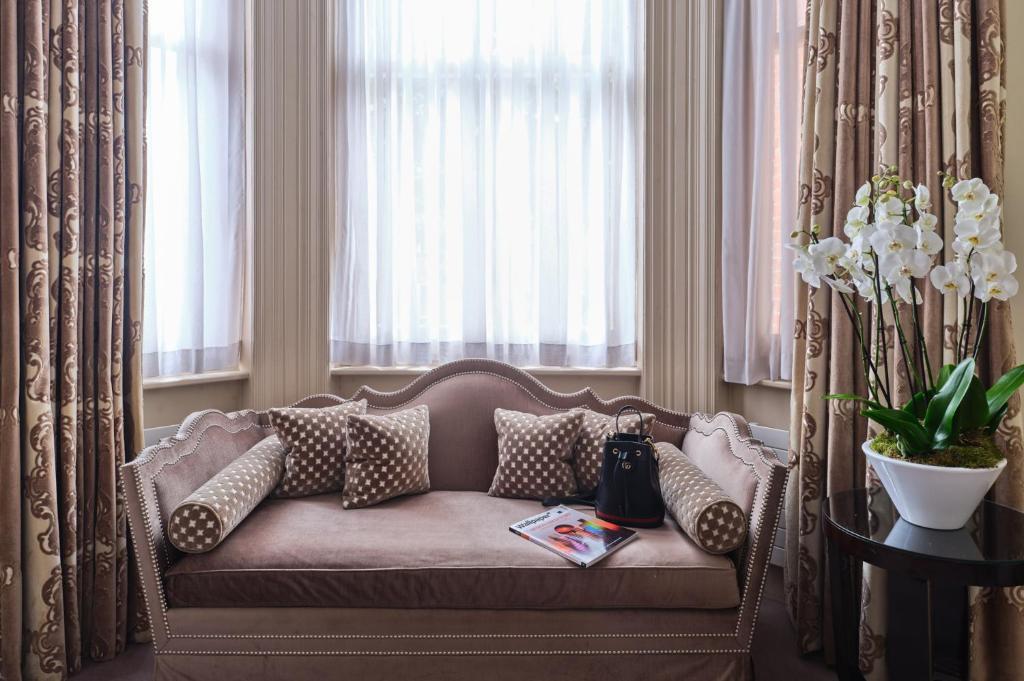 hotel image 10