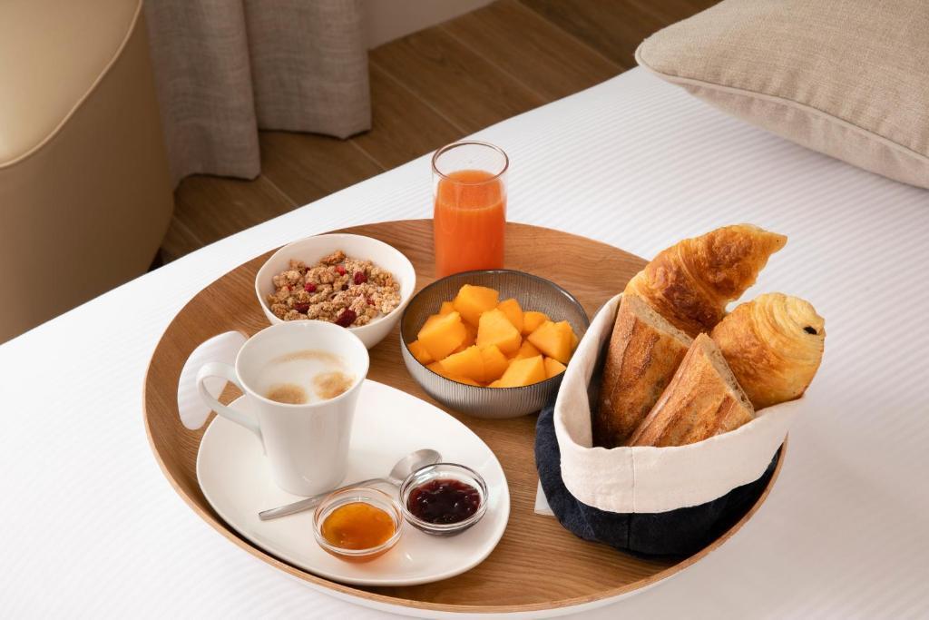 hotel image 8