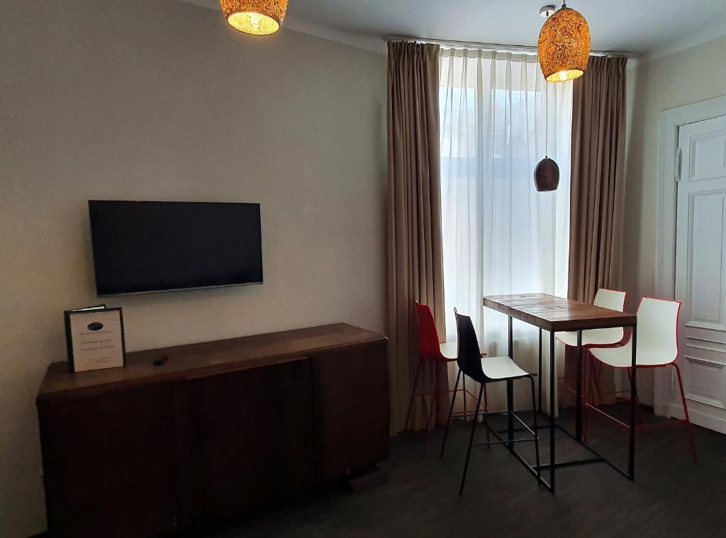 hotel image 8