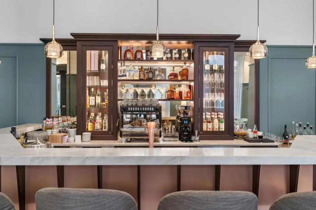 hotel image 9