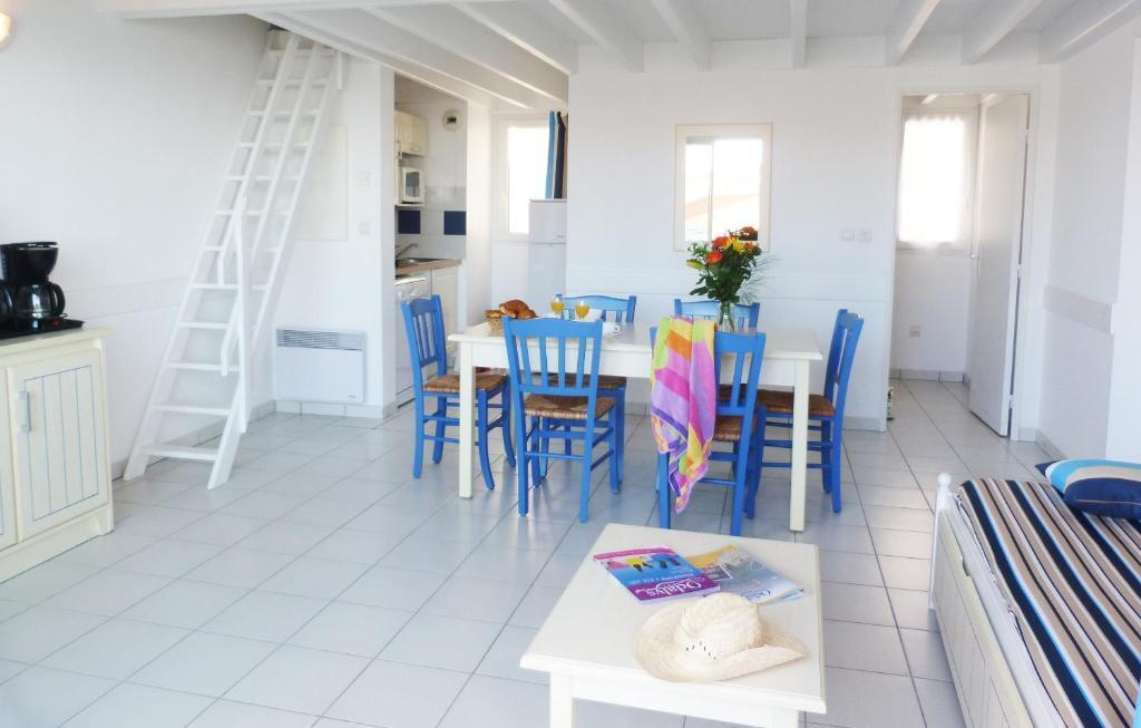 hotel image 16