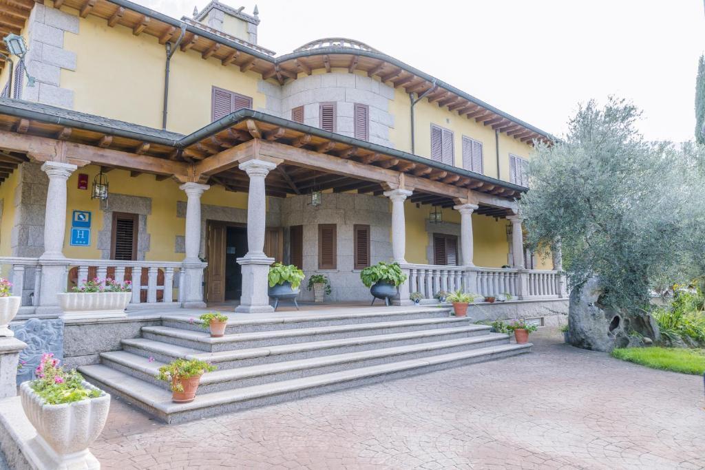 hotel image 12
