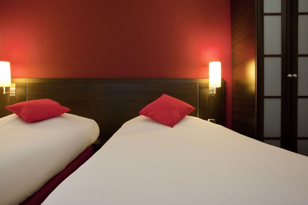 hotel image 16