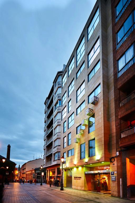 hotel image 16