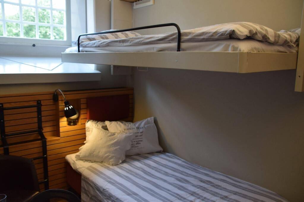hotel image 8