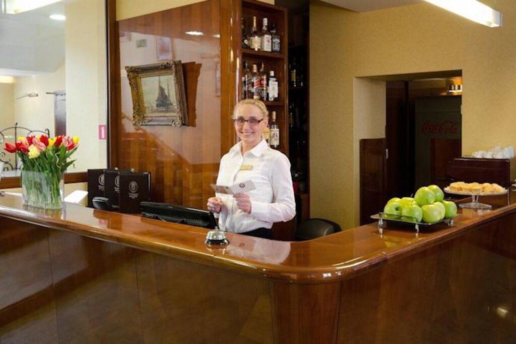 hotel image 9