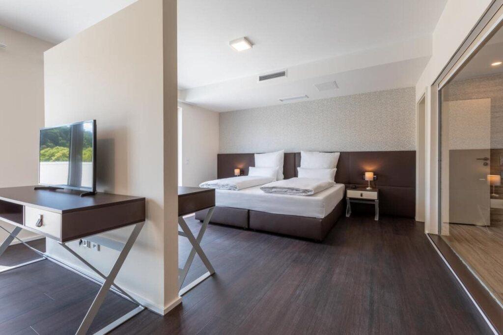 hotel image 16