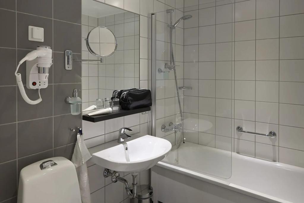 hotel image 16