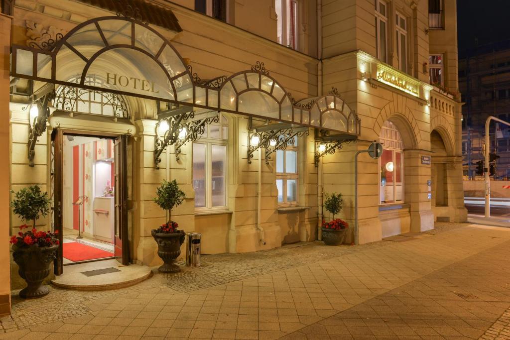 hotel image 9