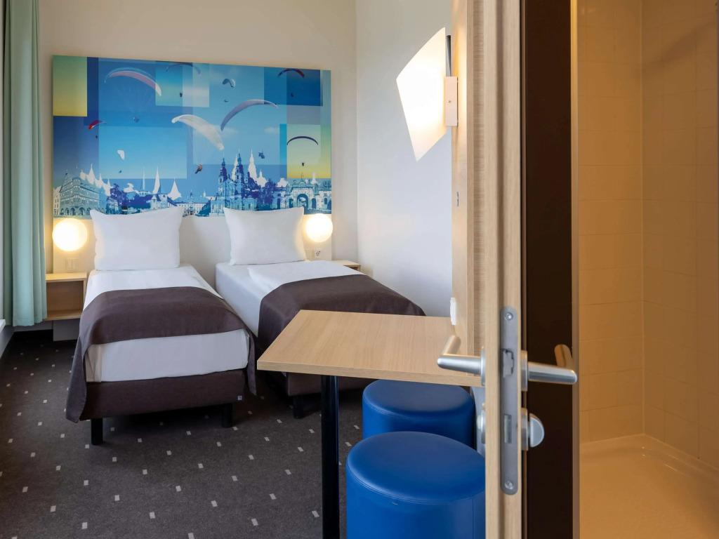hotel image 10