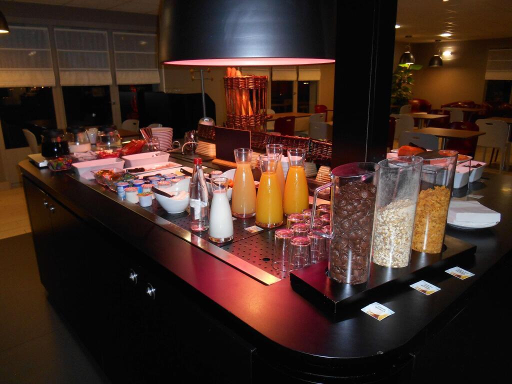 hotel image 12