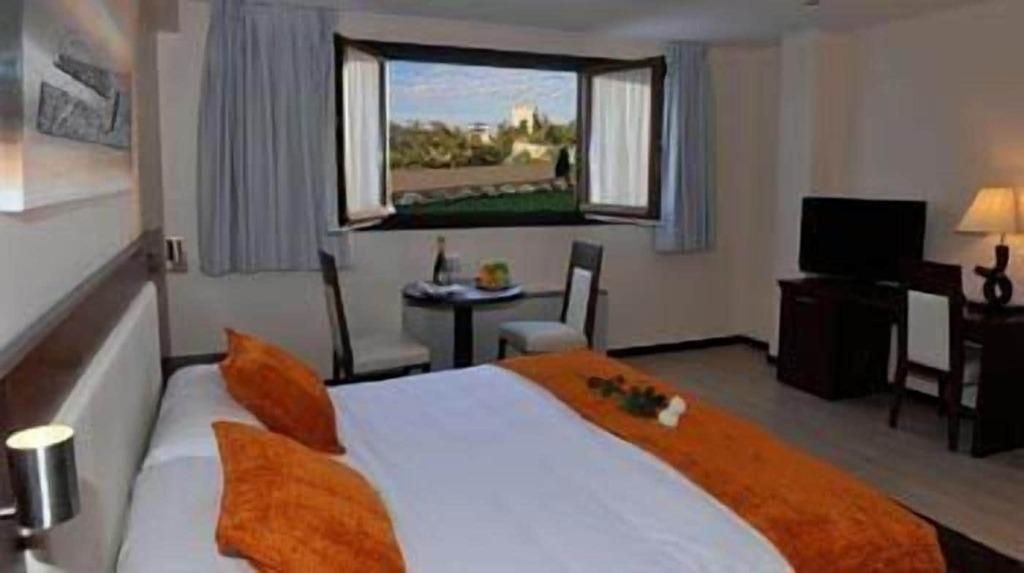 hotel image 16