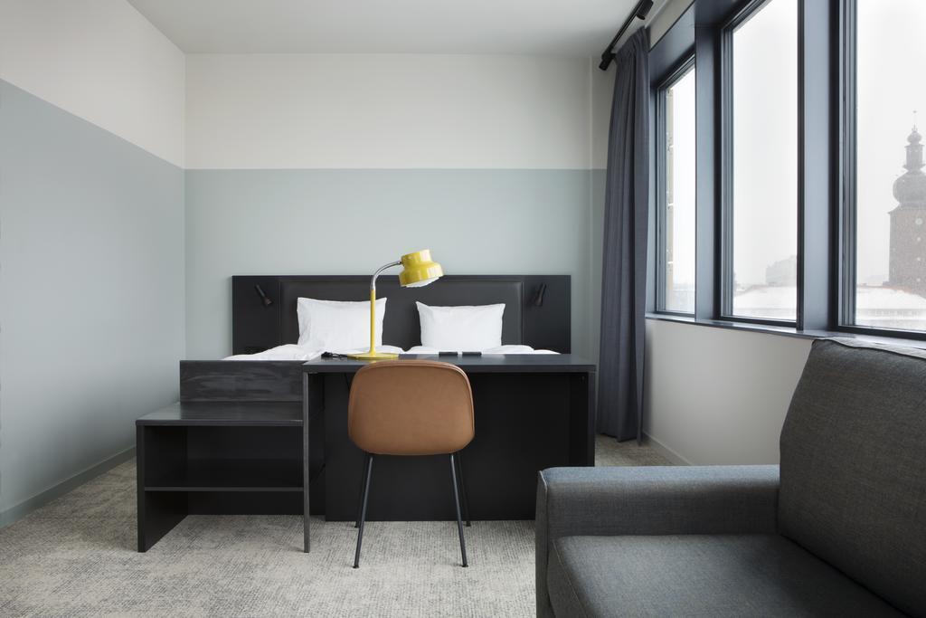 hotel image 16