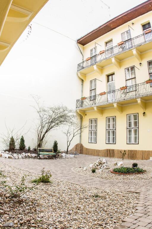 hotel image 11