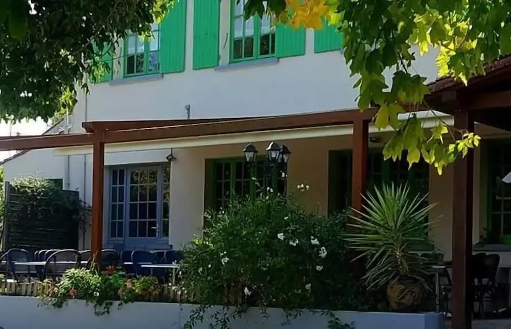 hotel