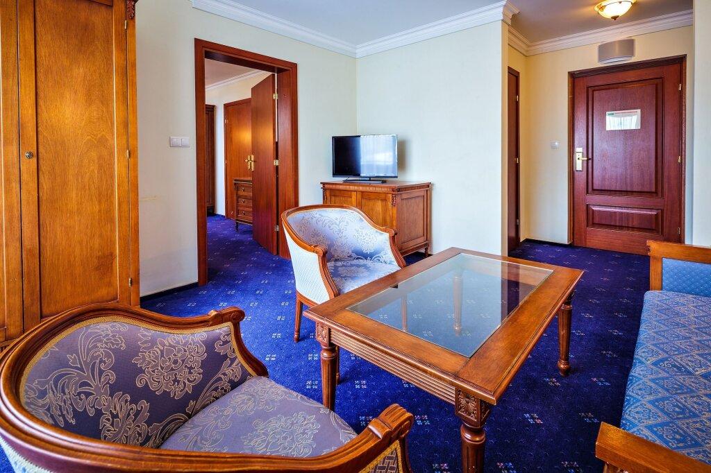 hotel image 13