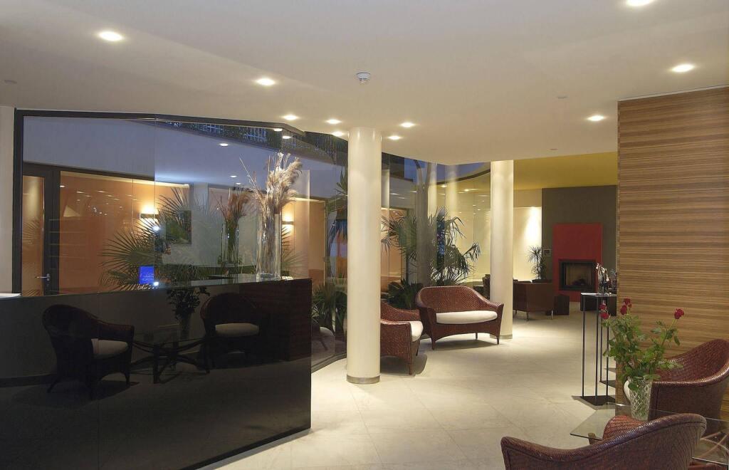 hotel image 13