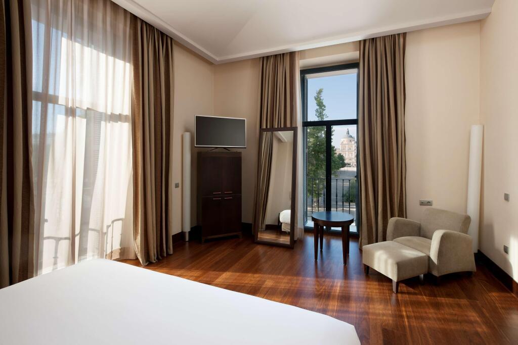 hotel image 18