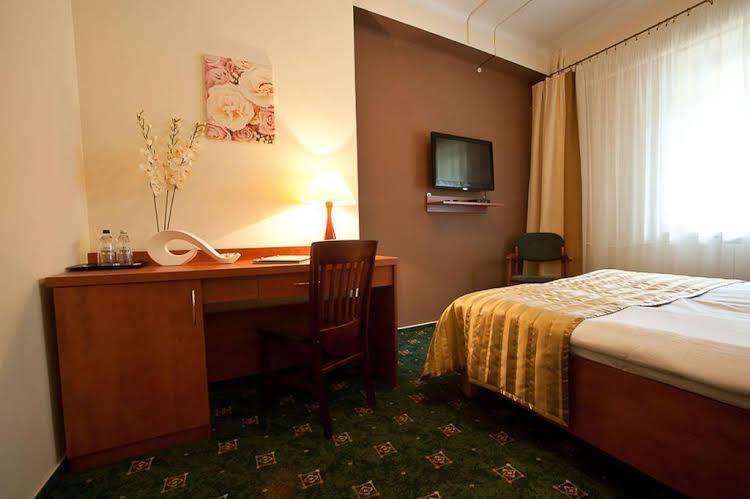 hotel image 10