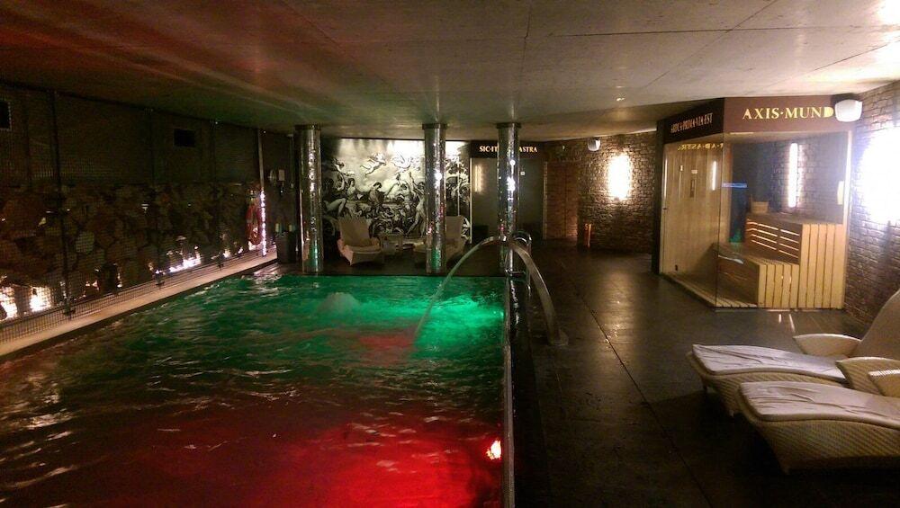 hotel image 11
