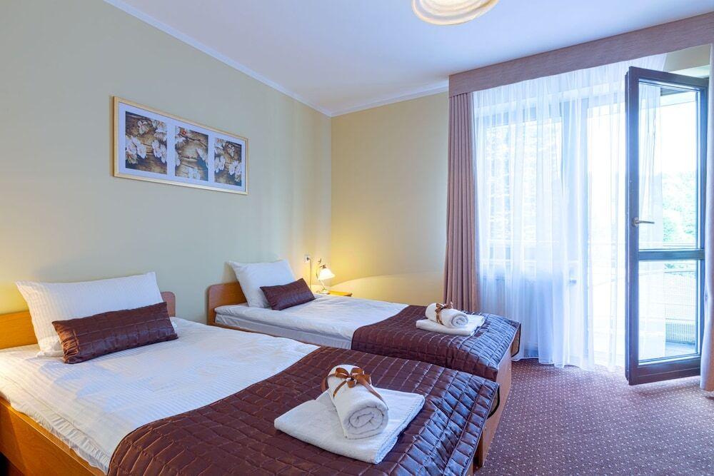hotel image 12