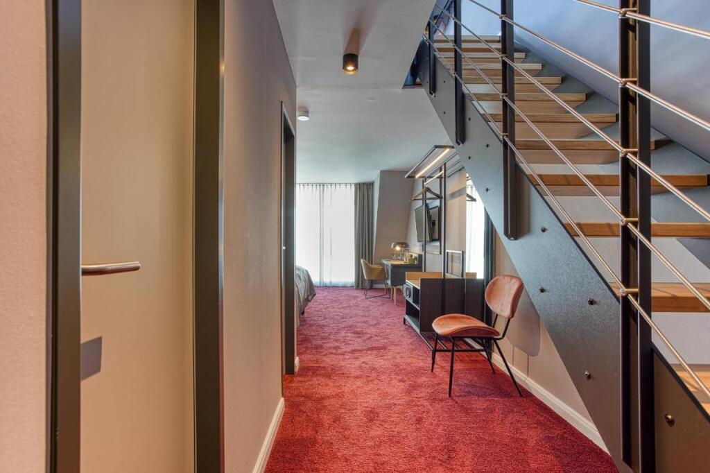 hotel image 12