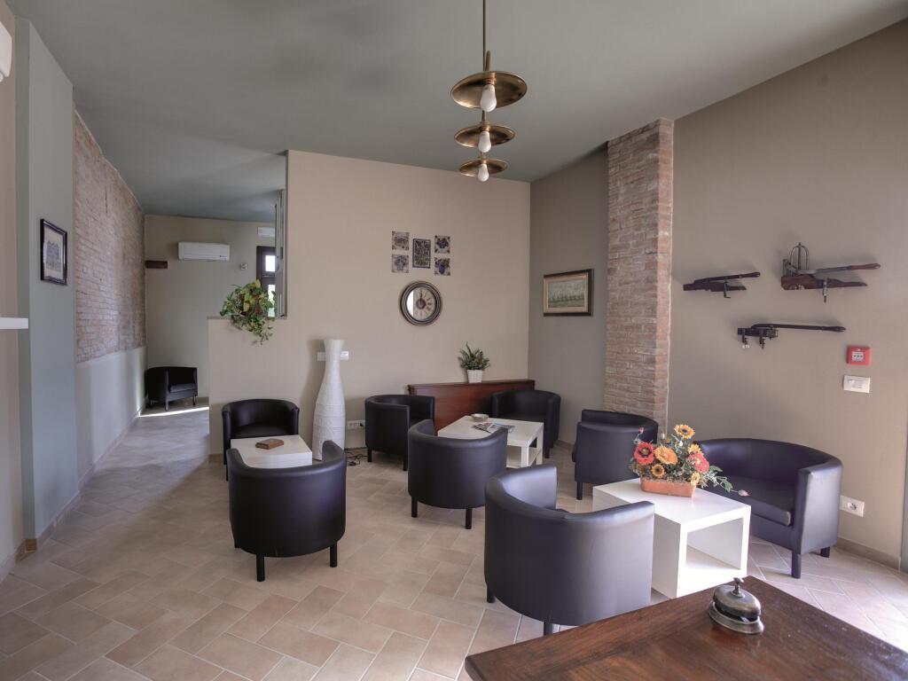 hotel image 8