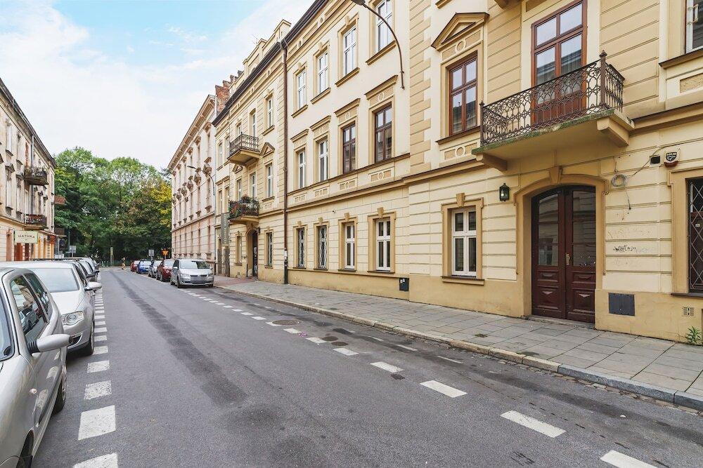 hotel image 16