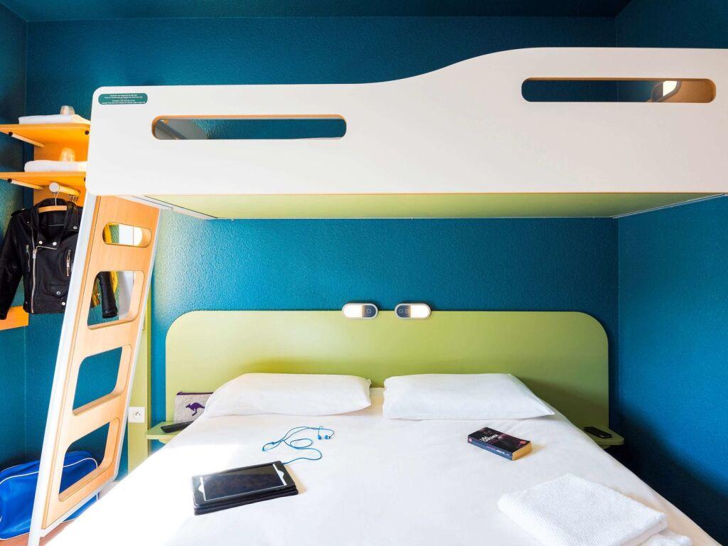 hotel image 16