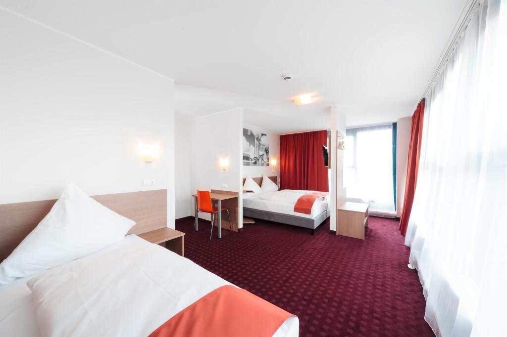 hotel image 8