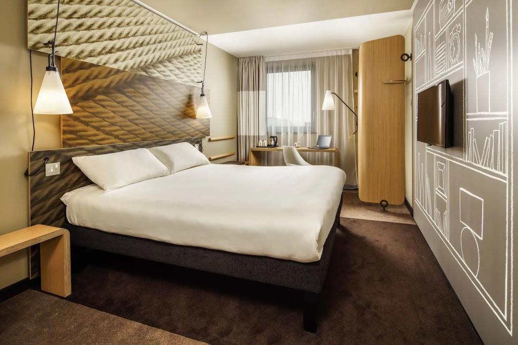 hotel image 10