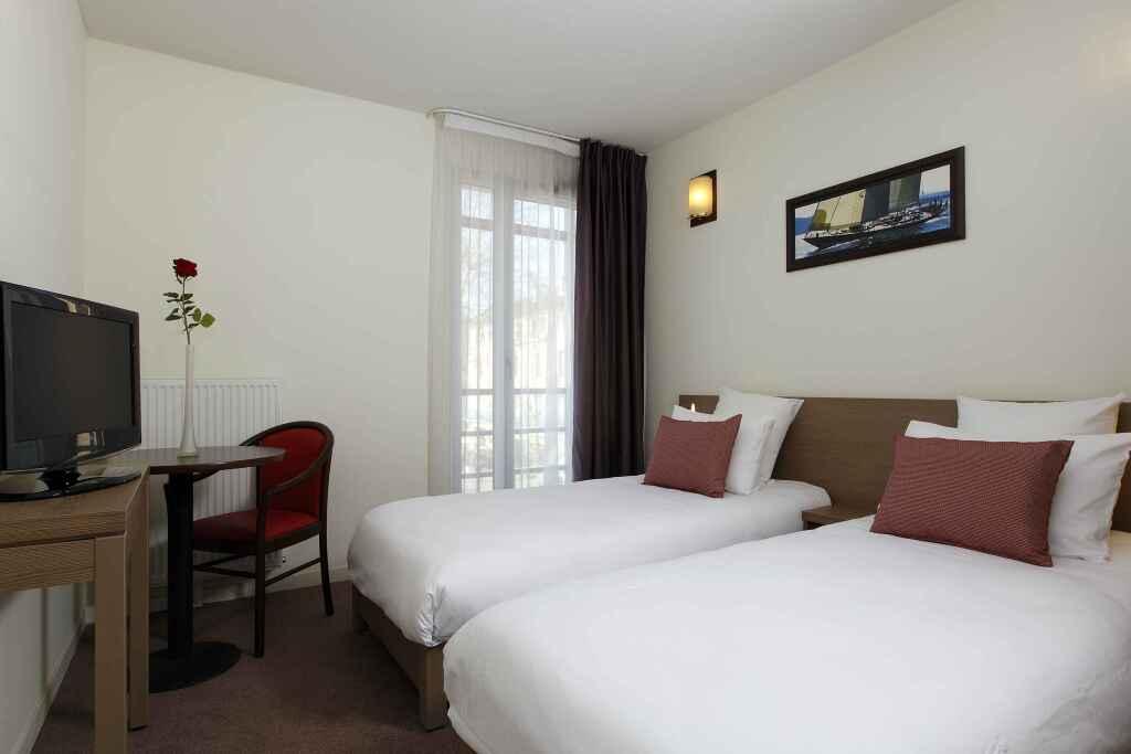 hotel image 11