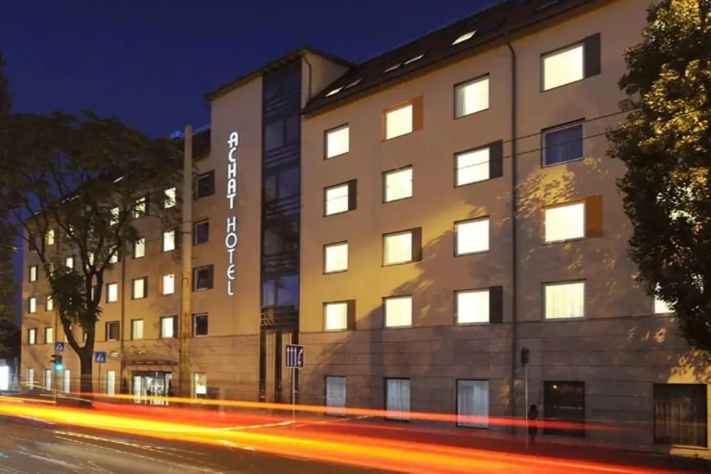 hotel image 18