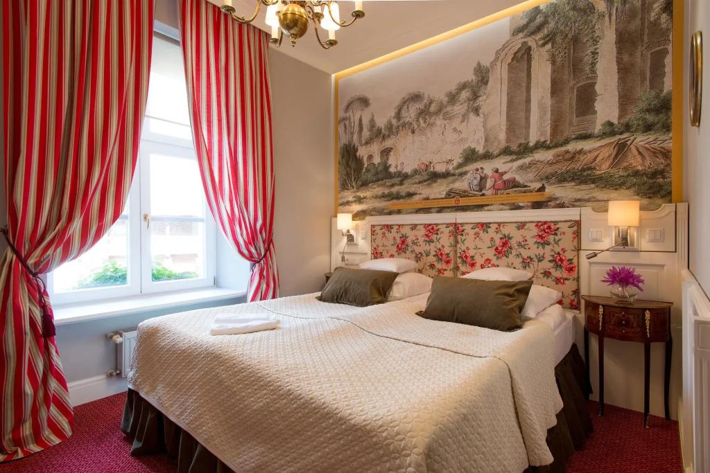 hotel image 8