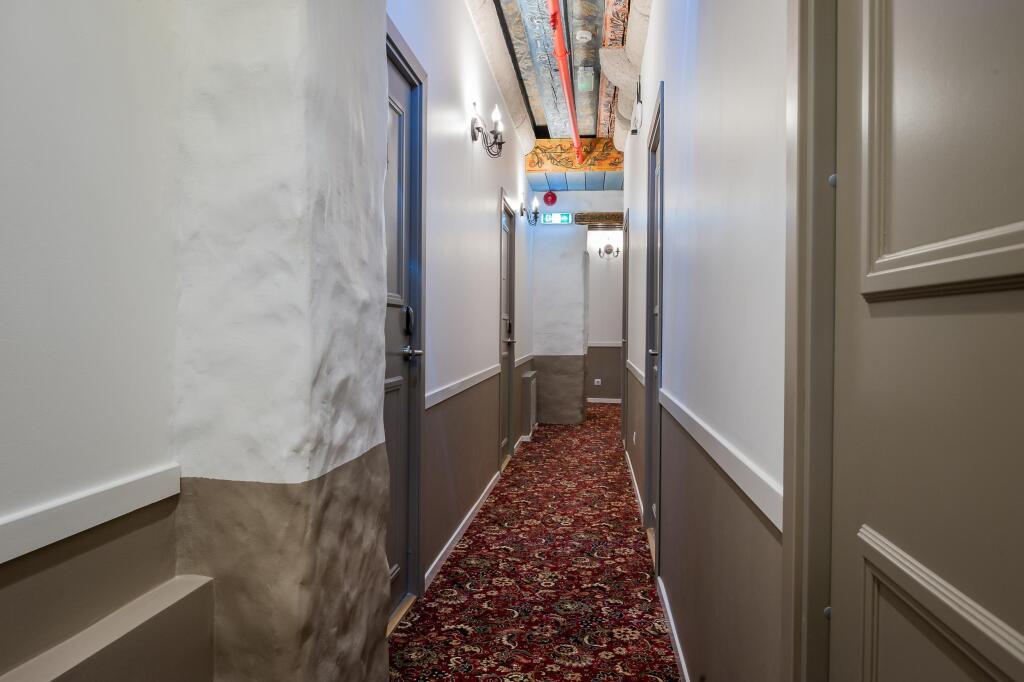 hotel image 39
