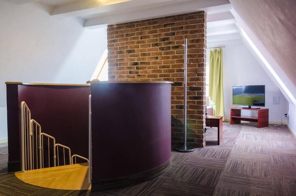 hotel image 10