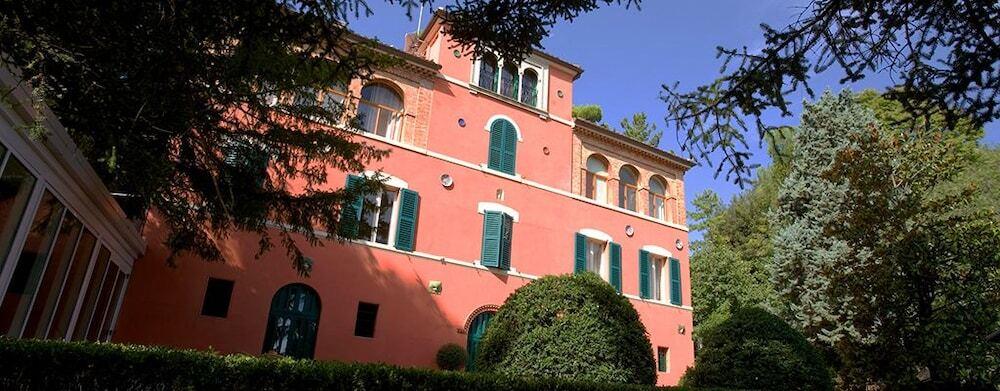 hotel image 12