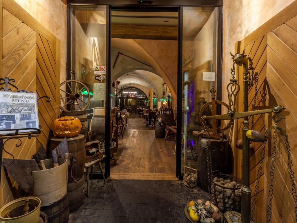 hotel image 11