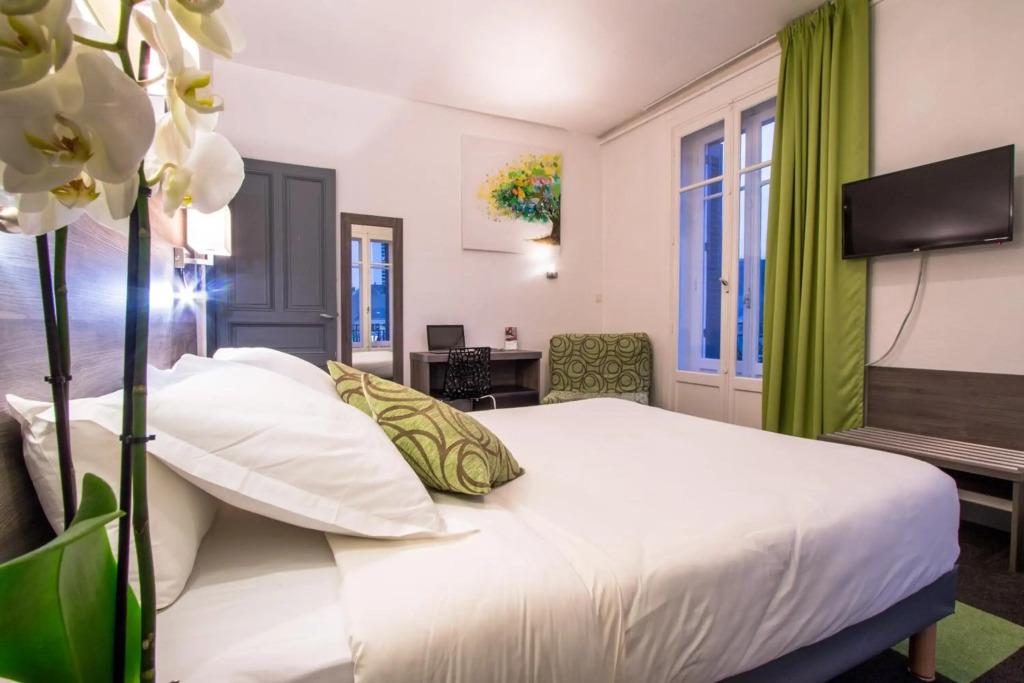 hotel image 13