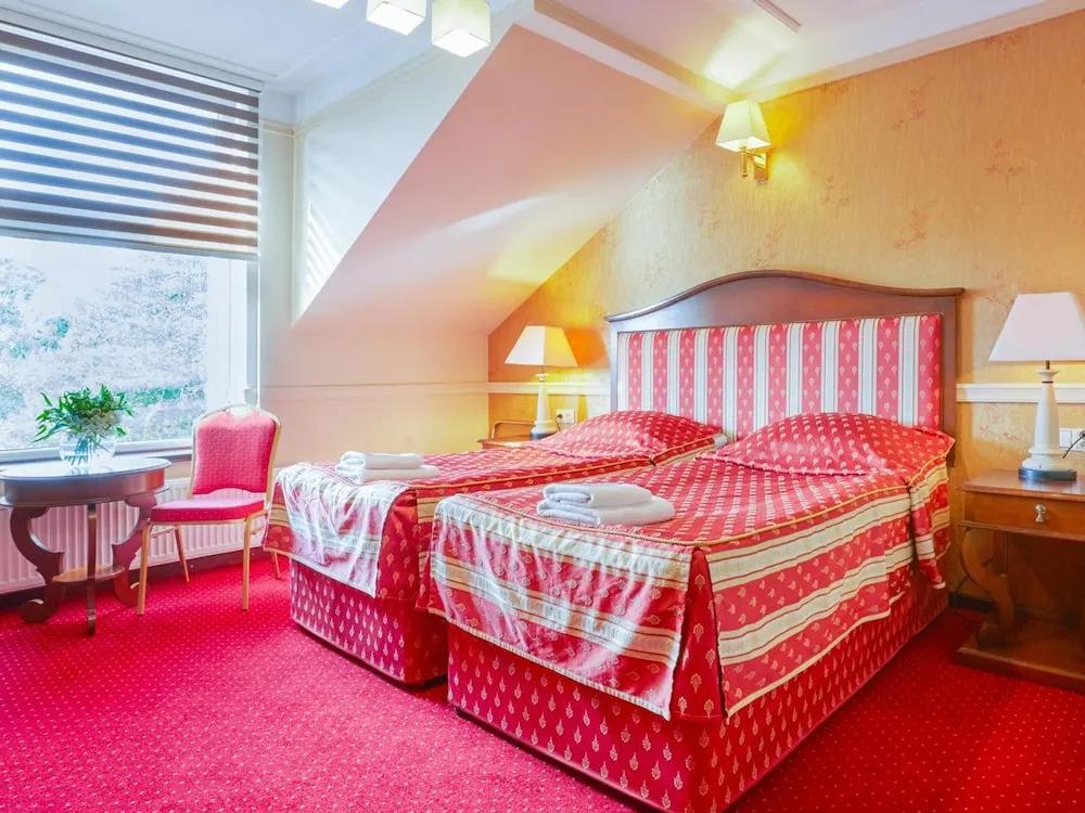 hotel image 32