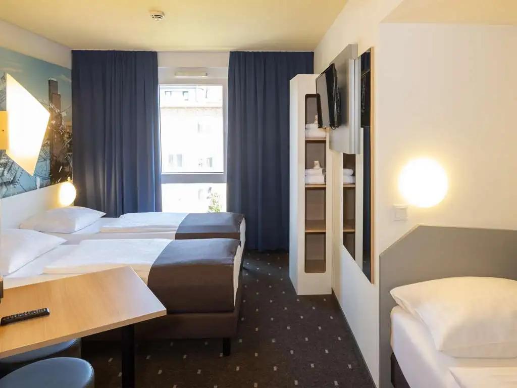 hotel image 9