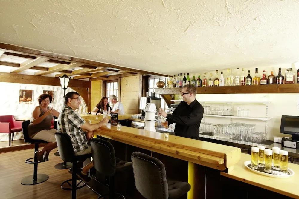 hotel image 9