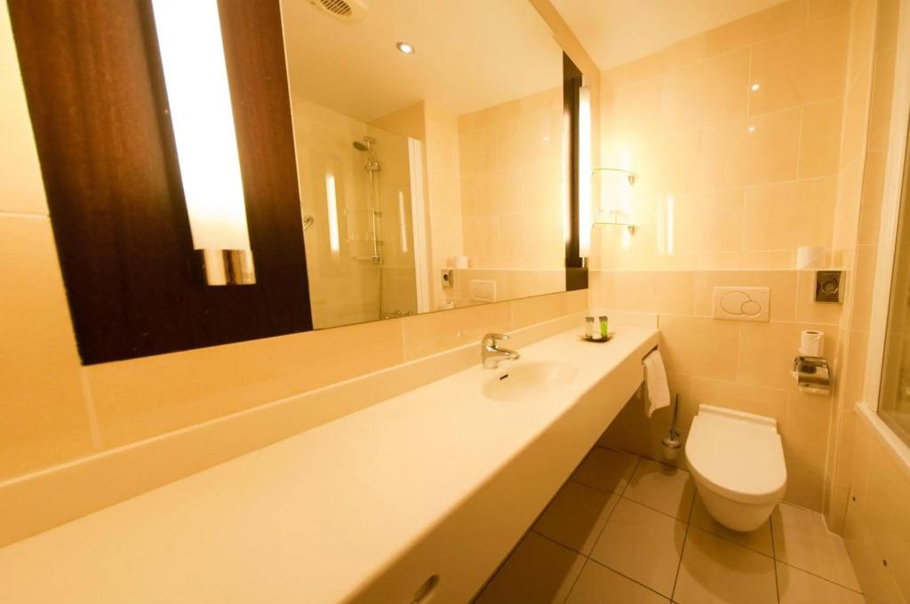 hotel image 16