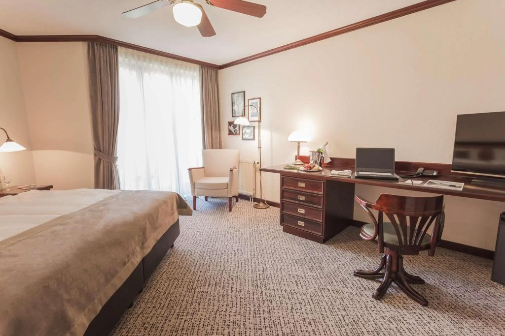 hotel image 16