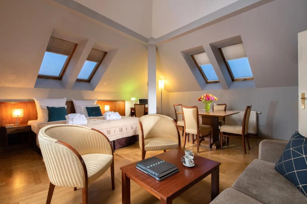 hotel image 10