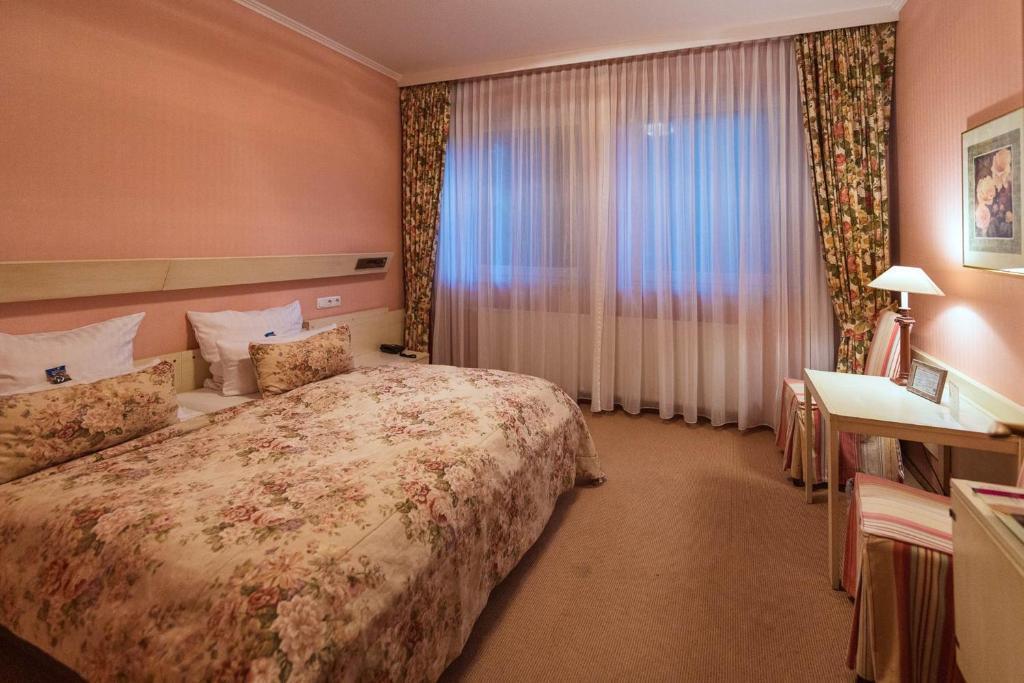 hotel image 8