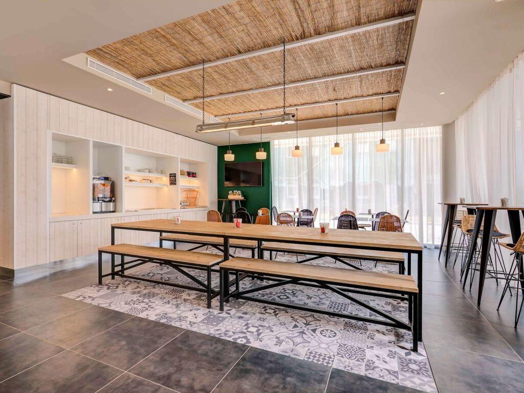 hotel image 9