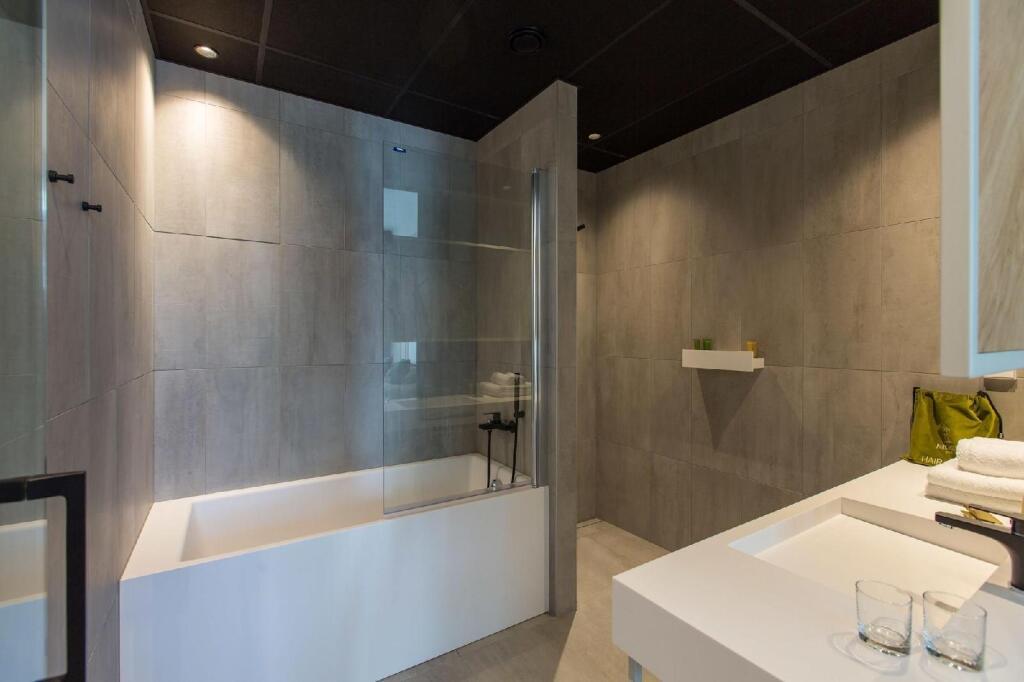 hotel image 8