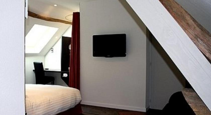 hotel image 13